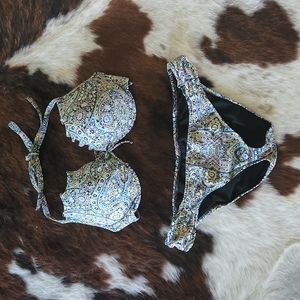 Victoria Secret knockout bikini